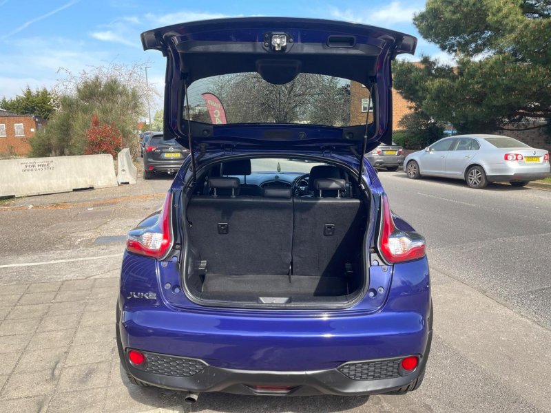 NISSAN JUKE