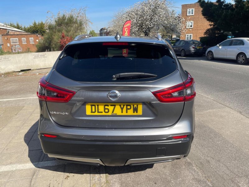 NISSAN QASHQAI