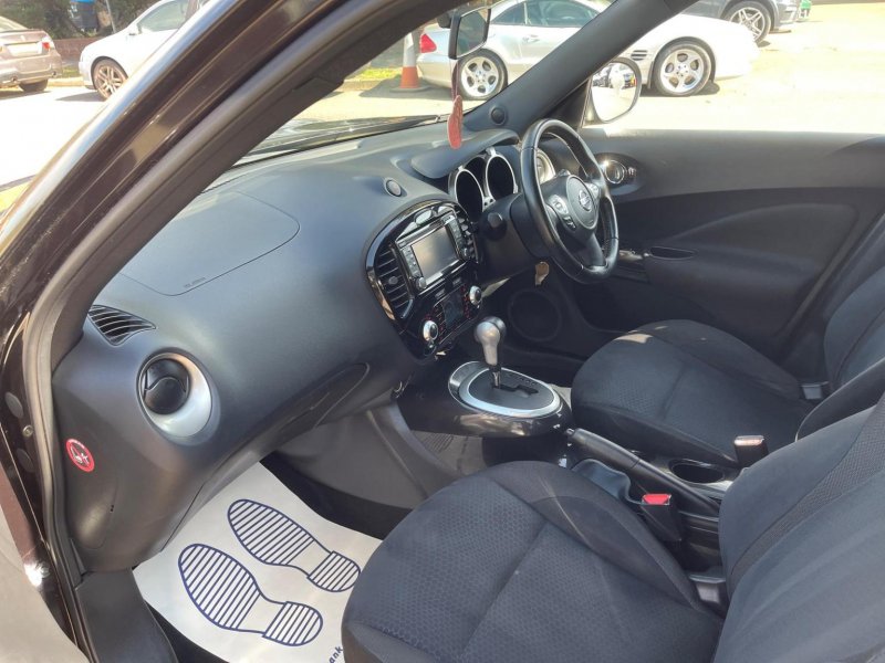NISSAN JUKE