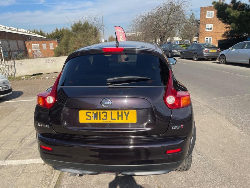 NISSAN JUKE