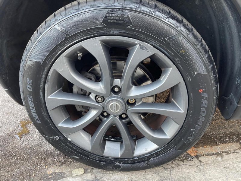 NISSAN JUKE