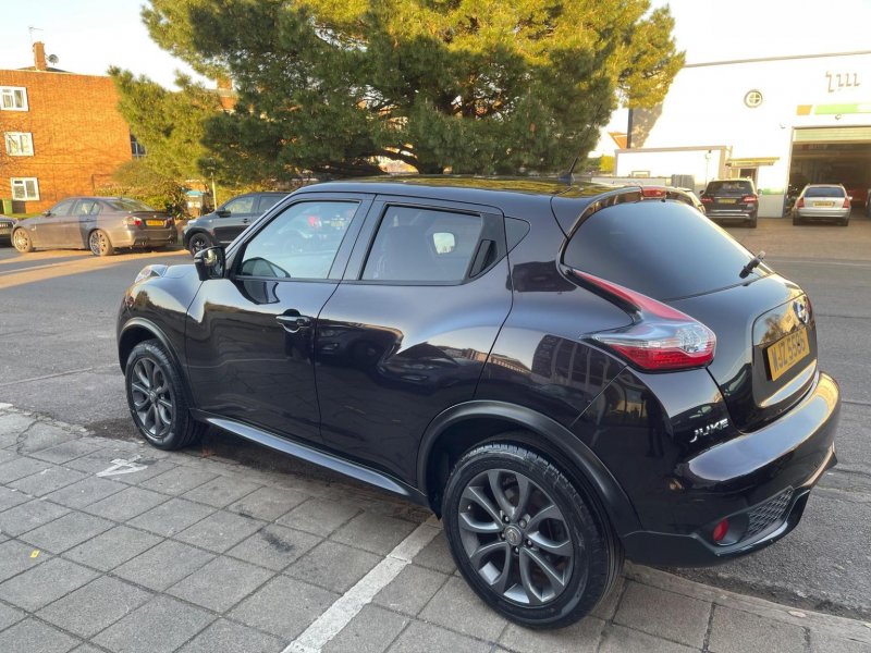 NISSAN JUKE