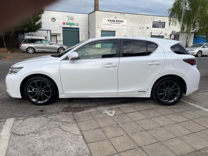 LEXUS CT