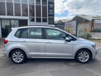 VOLKSWAGEN GOLF SV