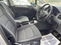 VOLKSWAGEN GOLF SV