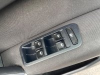 VOLKSWAGEN GOLF SV