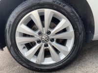VOLKSWAGEN GOLF SV