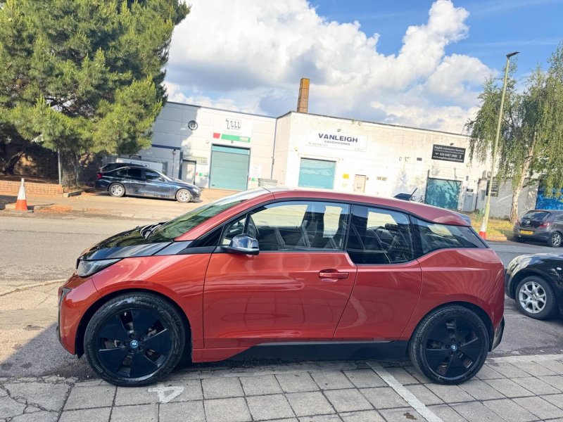 BMW I3