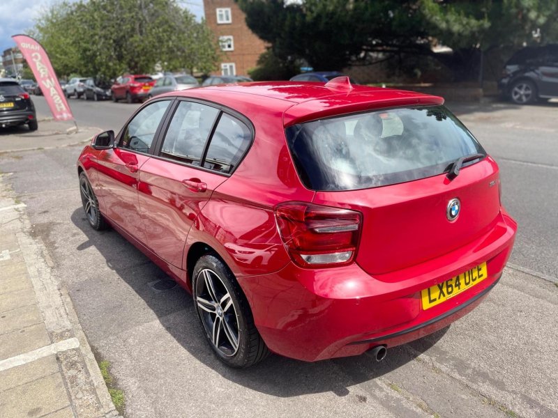 BMW 1 SERIES