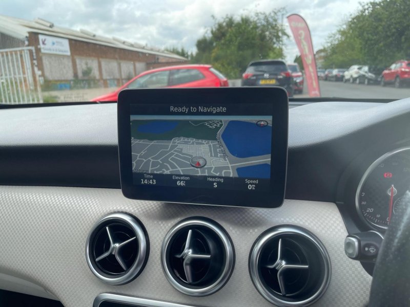 MERCEDES-BENZ A CLASS