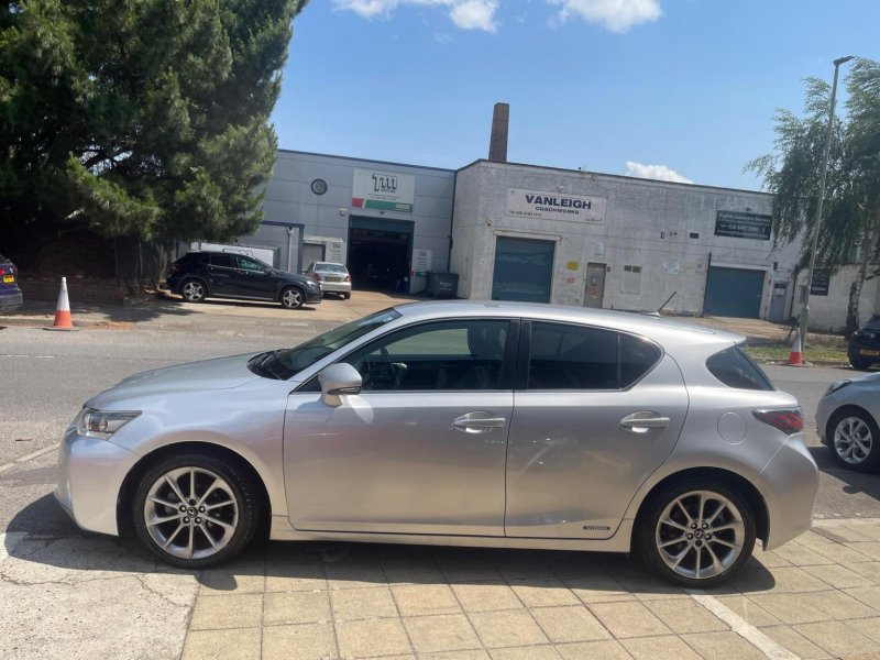 LEXUS CT