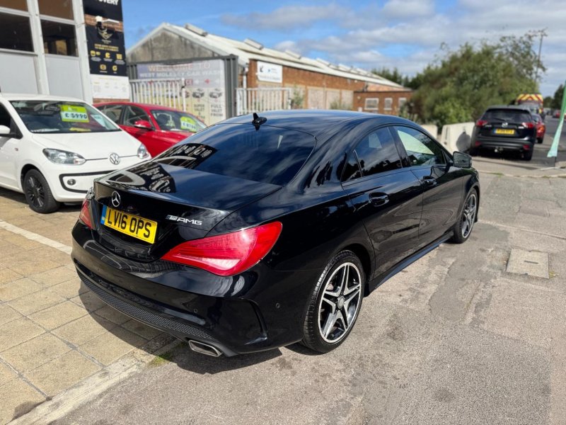 MERCEDES-BENZ CLA