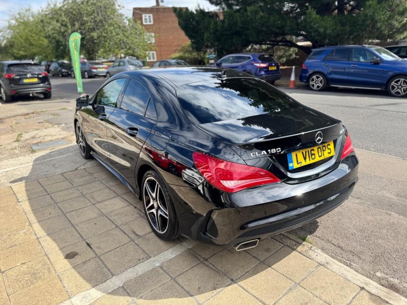 MERCEDES-BENZ CLA