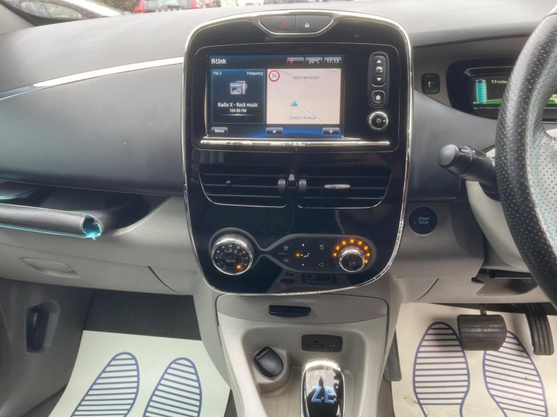 RENAULT ZOE