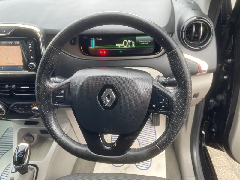 RENAULT ZOE