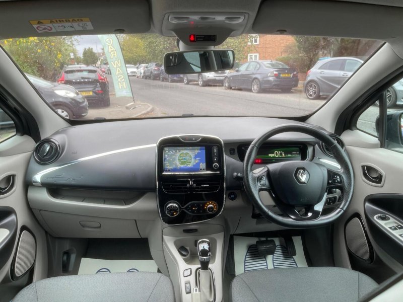 RENAULT ZOE